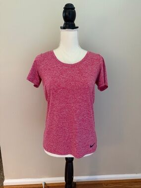 Nike Women's Heather Raspberry Scoop Neck Short Sleeve Tee Size S
